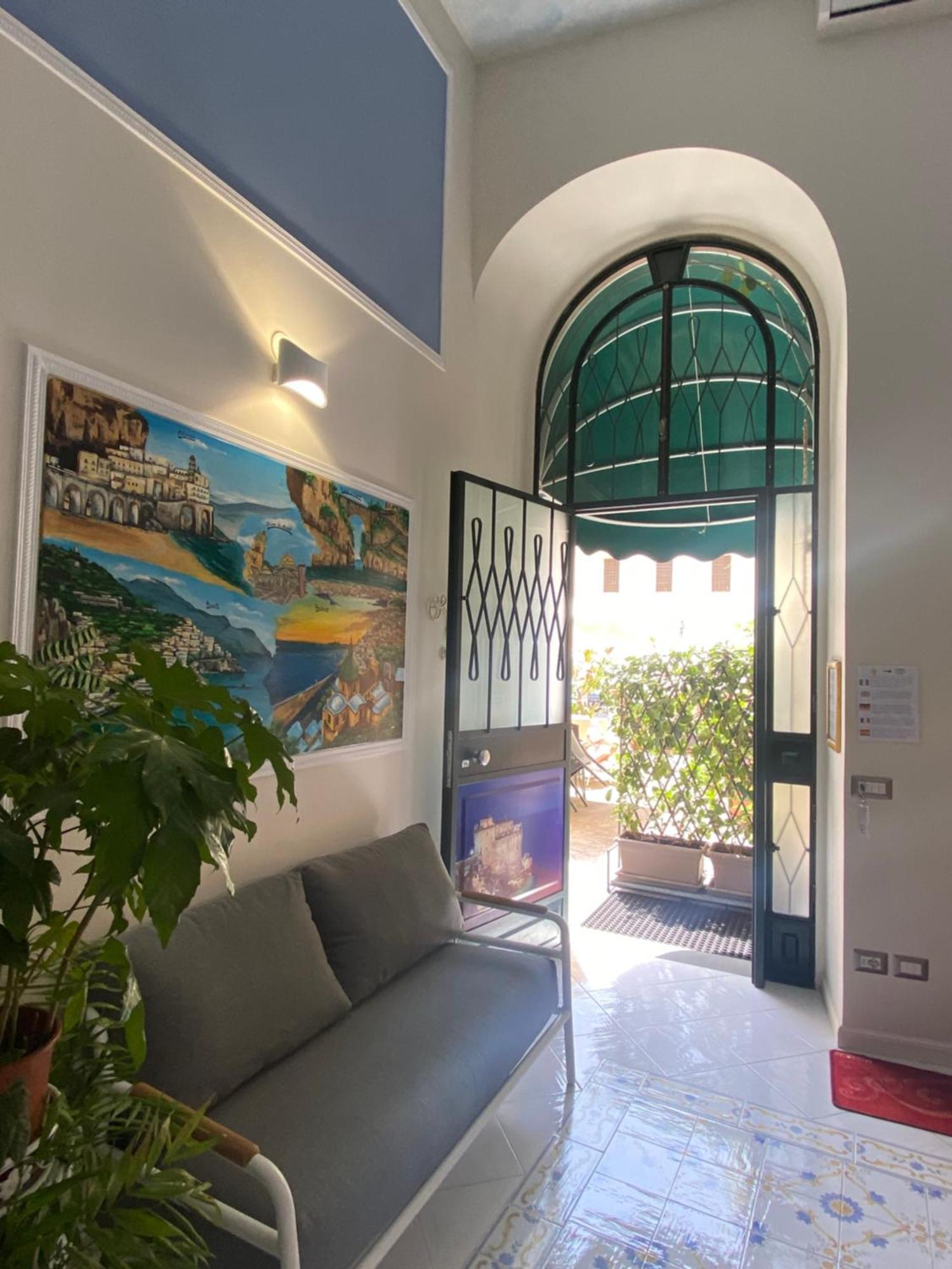 Rental House Angelina Майори Екстериор снимка
